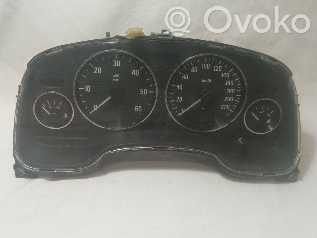 Opel Astra G Geschwindigkeitsmesser Cockpit 