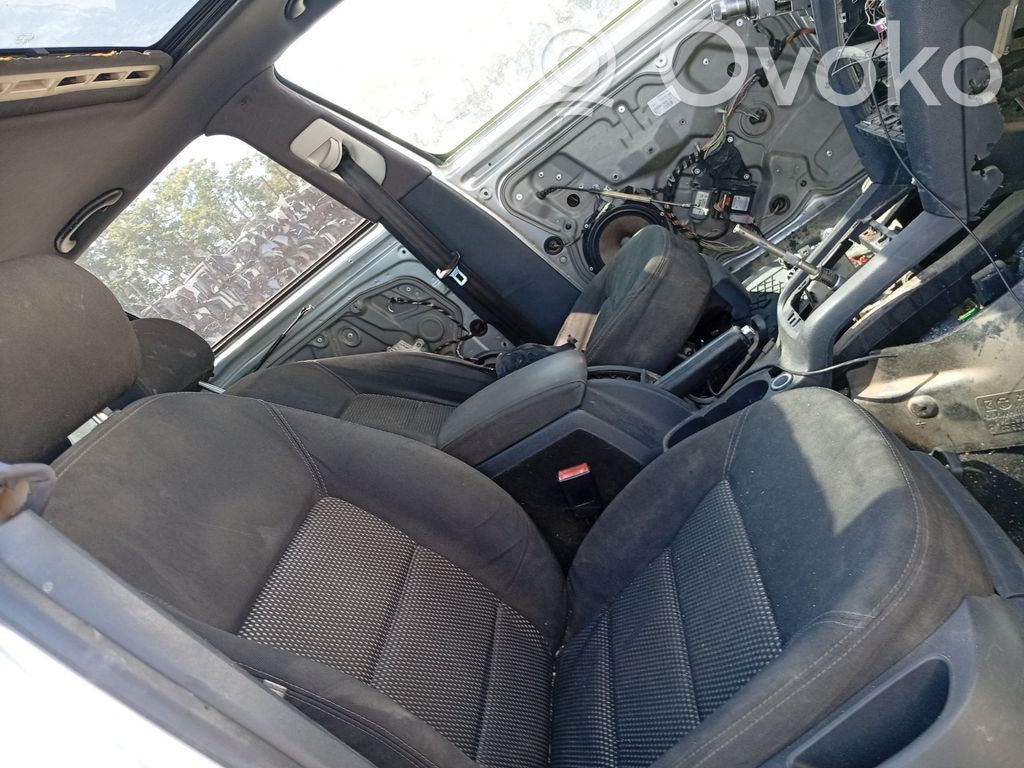 Skoda Octavia Mk2 (1Z) Siège passager avant