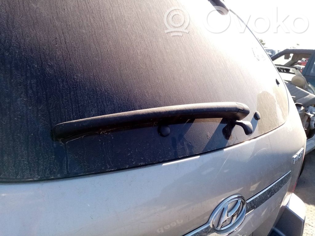 Hyundai Tucson JM Braț ștergător lunetă