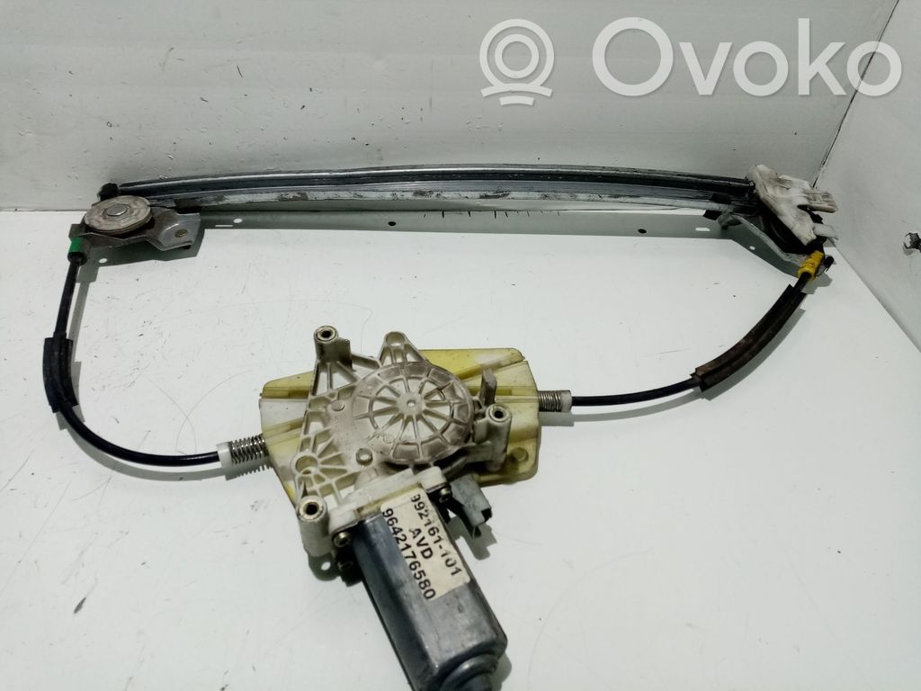 Peugeot 406 Podnośnik szyby drzwi z silniczkiem 