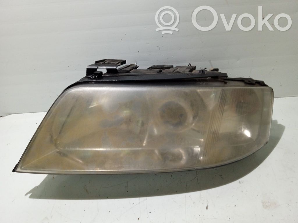Audi A6 Allroad C5 Faro/fanale 