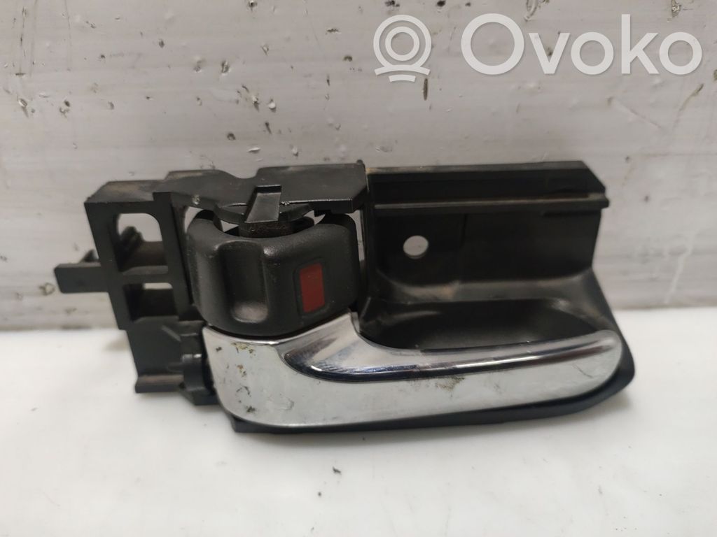 Toyota Corolla E120 E130 Manecilla interna puerta trasera 