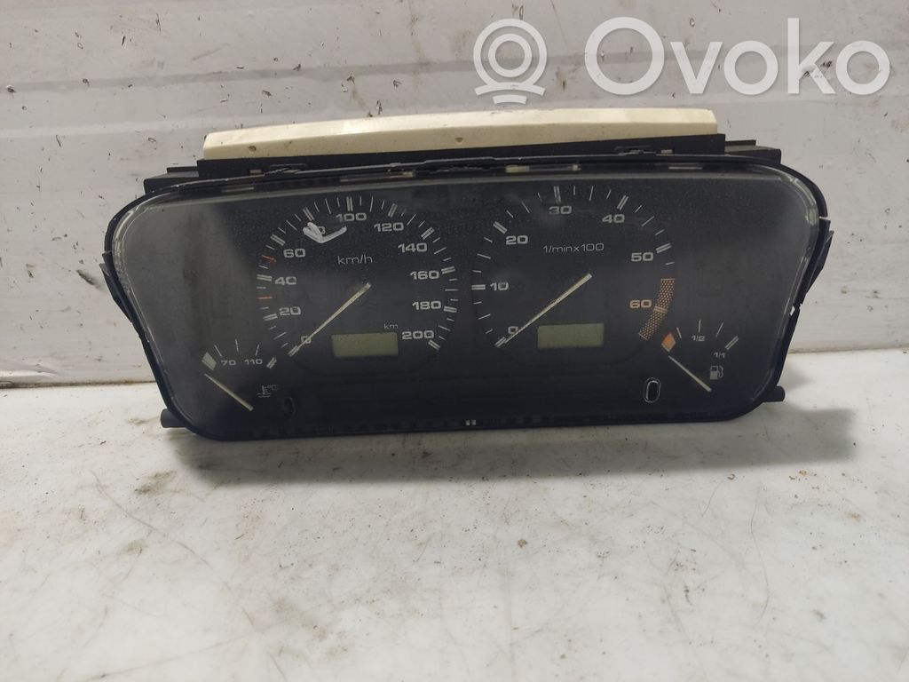 Volkswagen Polo III 6N 6N2 6NF Tachimetro (quadro strumenti) 