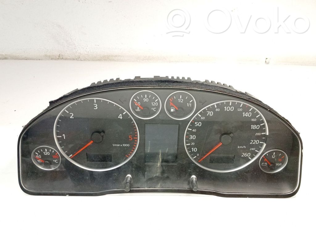Audi A6 Allroad C5 Nopeusmittari (mittaristo) 