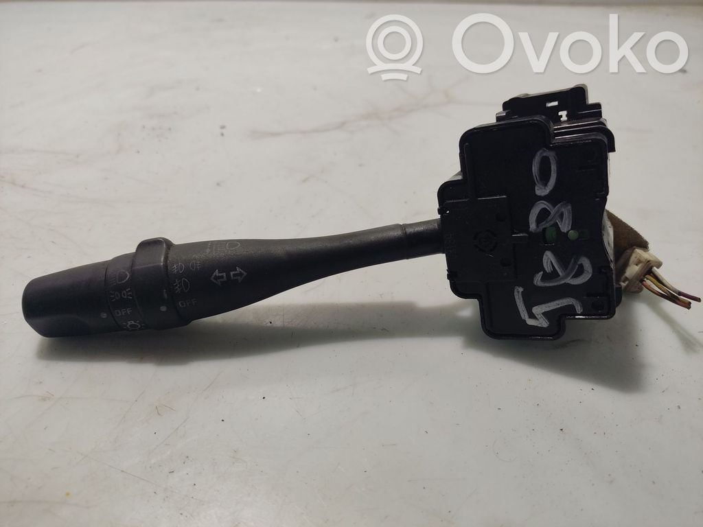 Nissan Almera N16 Manetă semnalizator 