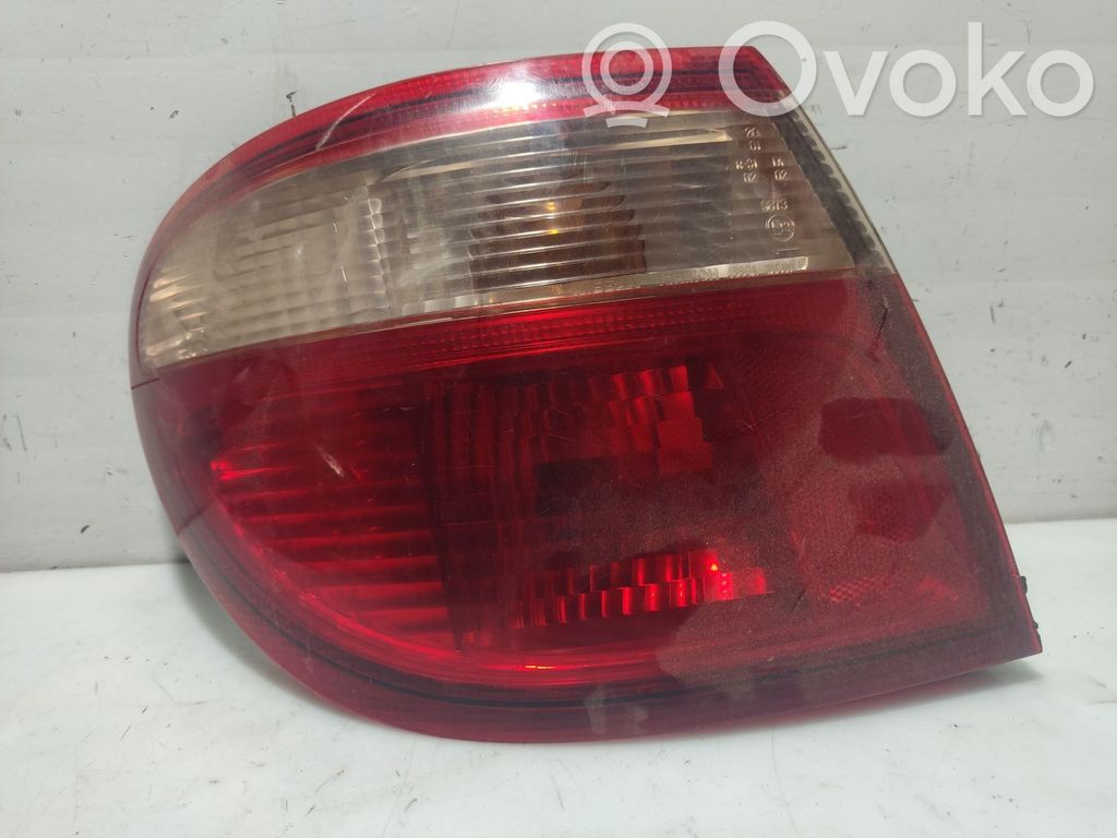 Nissan Almera N16 Lampă spate în caroserie 