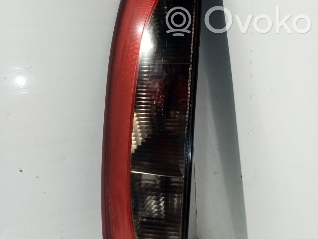 Opel Corsa C Lampă spate în caroserie 