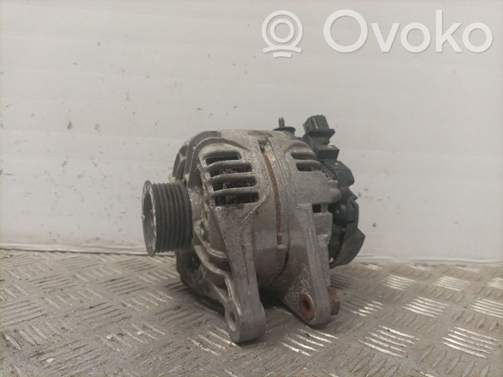 Toyota Avensis T220 Generator/alternator 