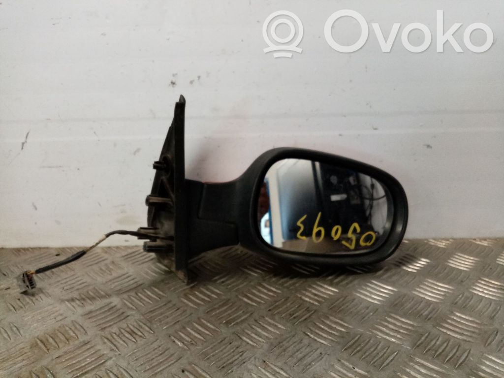 Nissan Micra Elektryczne lusterko boczne drzwi przednich 