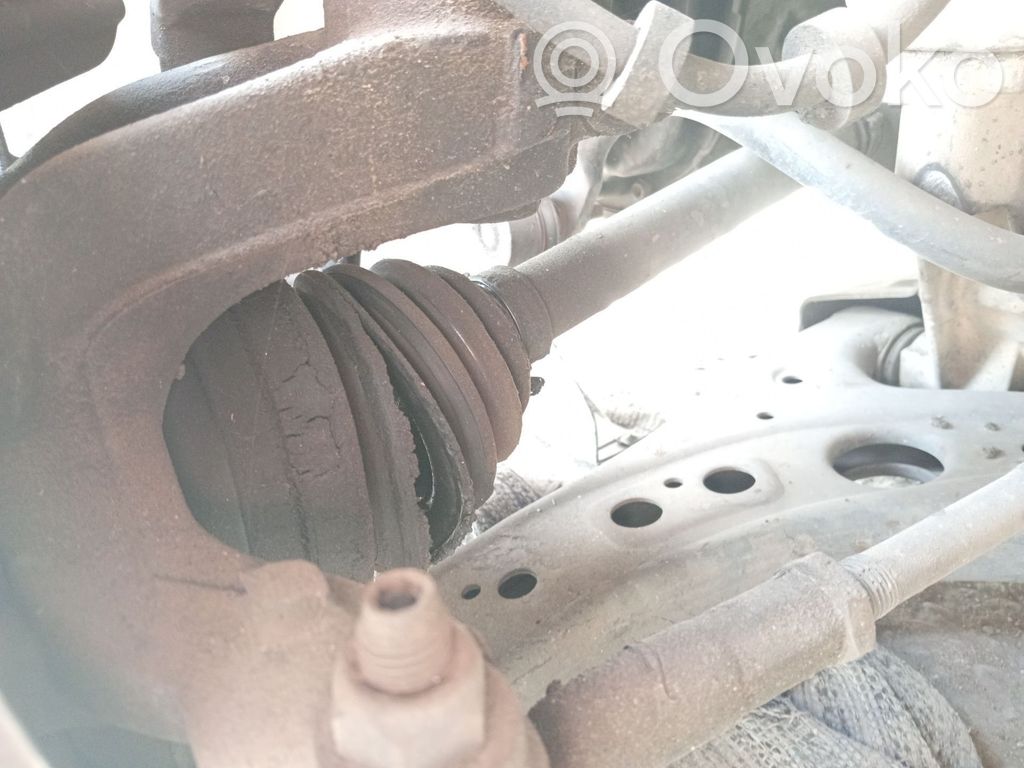 Volkswagen Polo Planetară față 