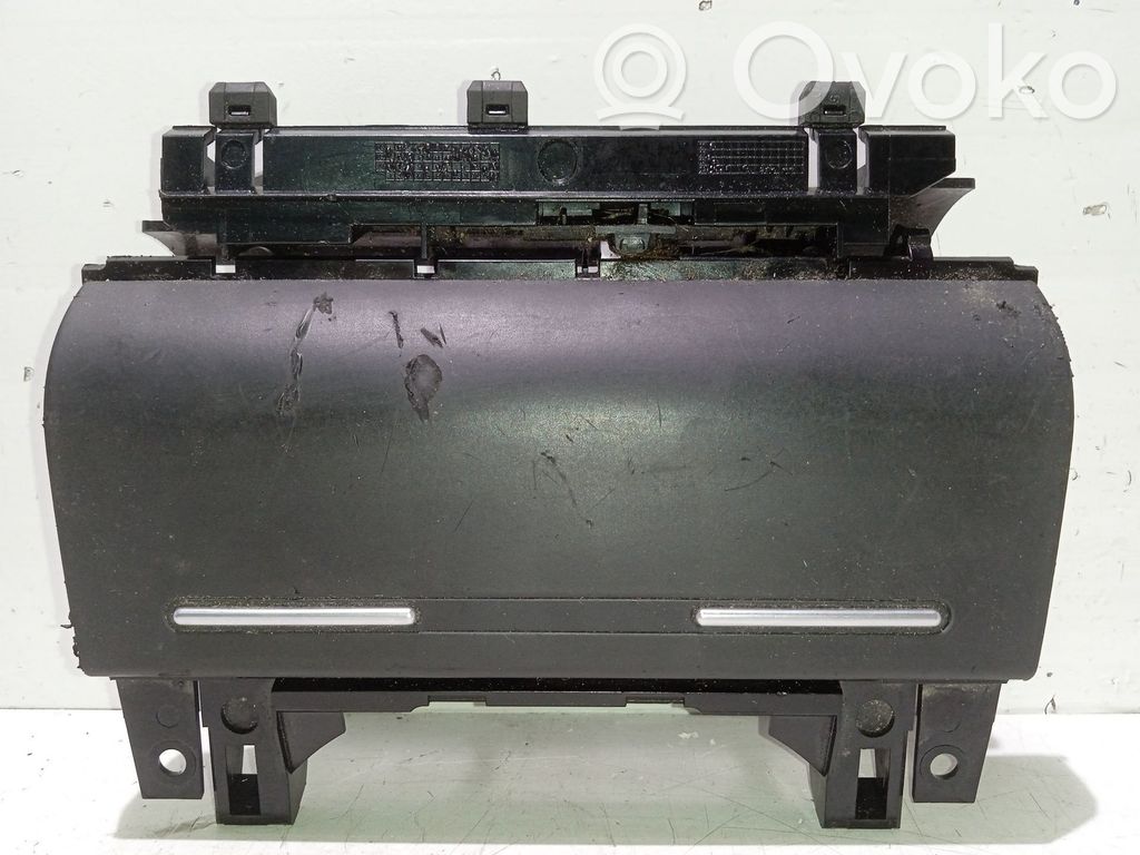 Audi A4 S4 B6 8E 8H Cenicero (delantero)