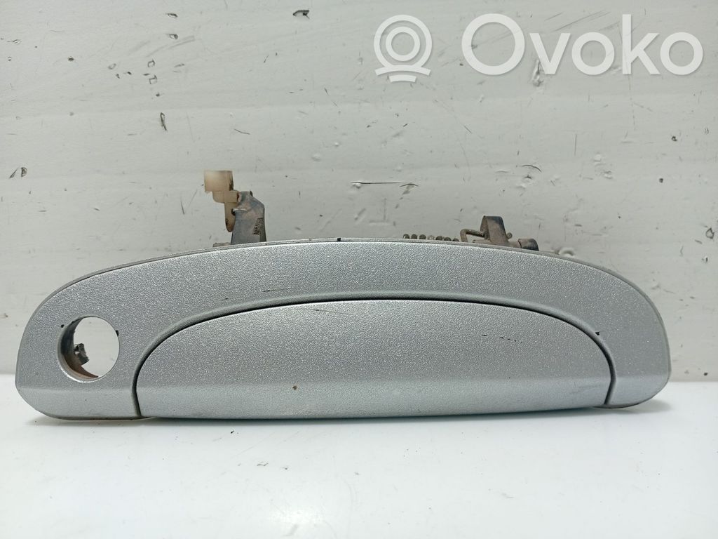 Hyundai Getz Manecilla externa puerta delantera 