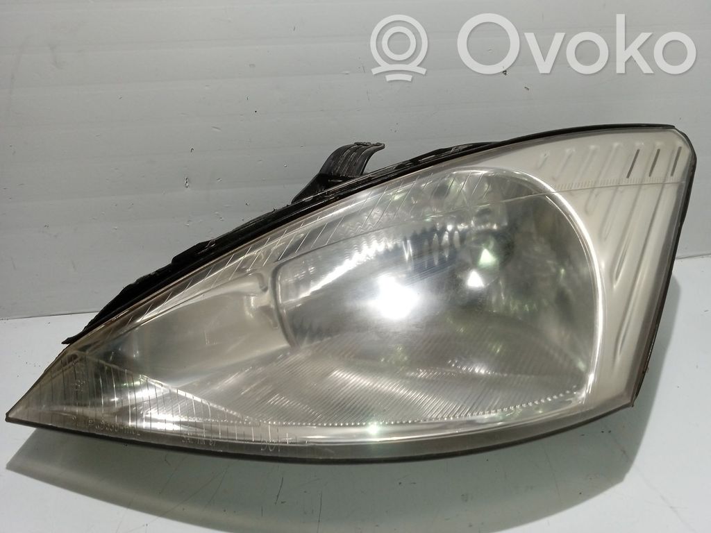 Ford Focus Headlight/headlamp 