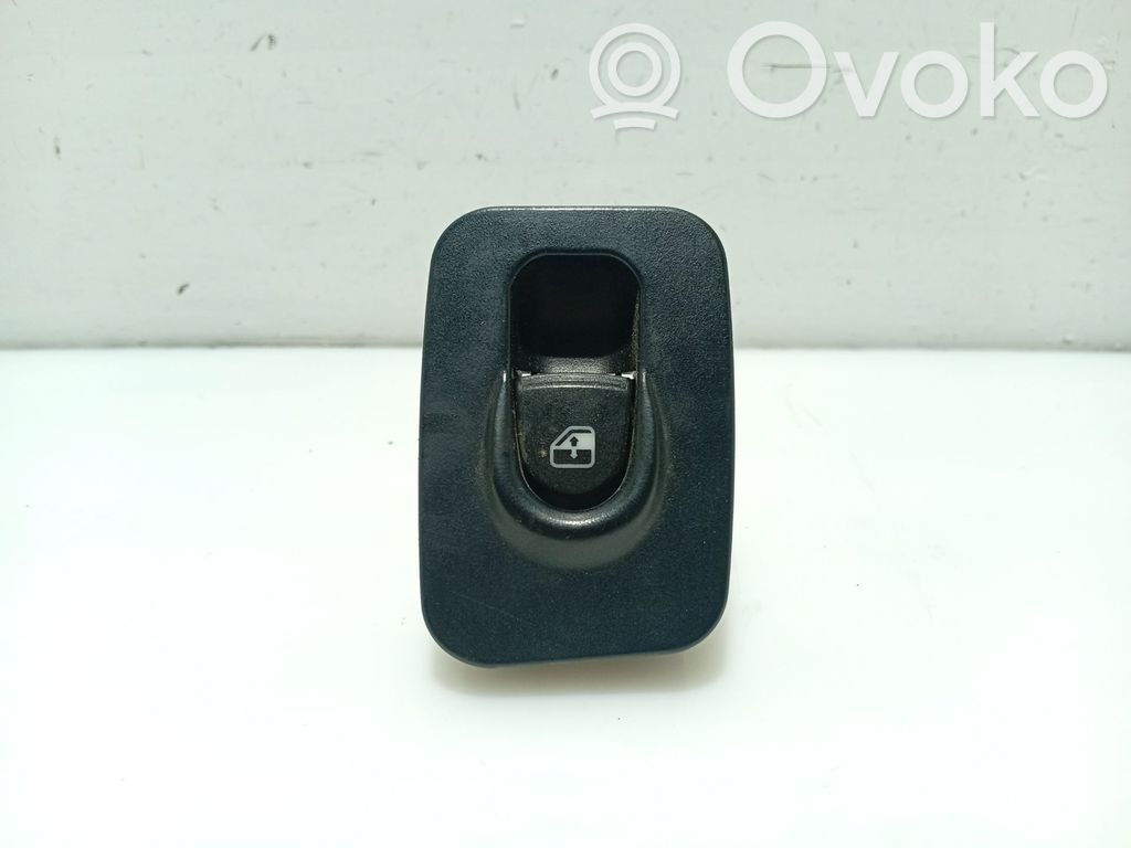 Lancia Ypsilon Electric window control switch 