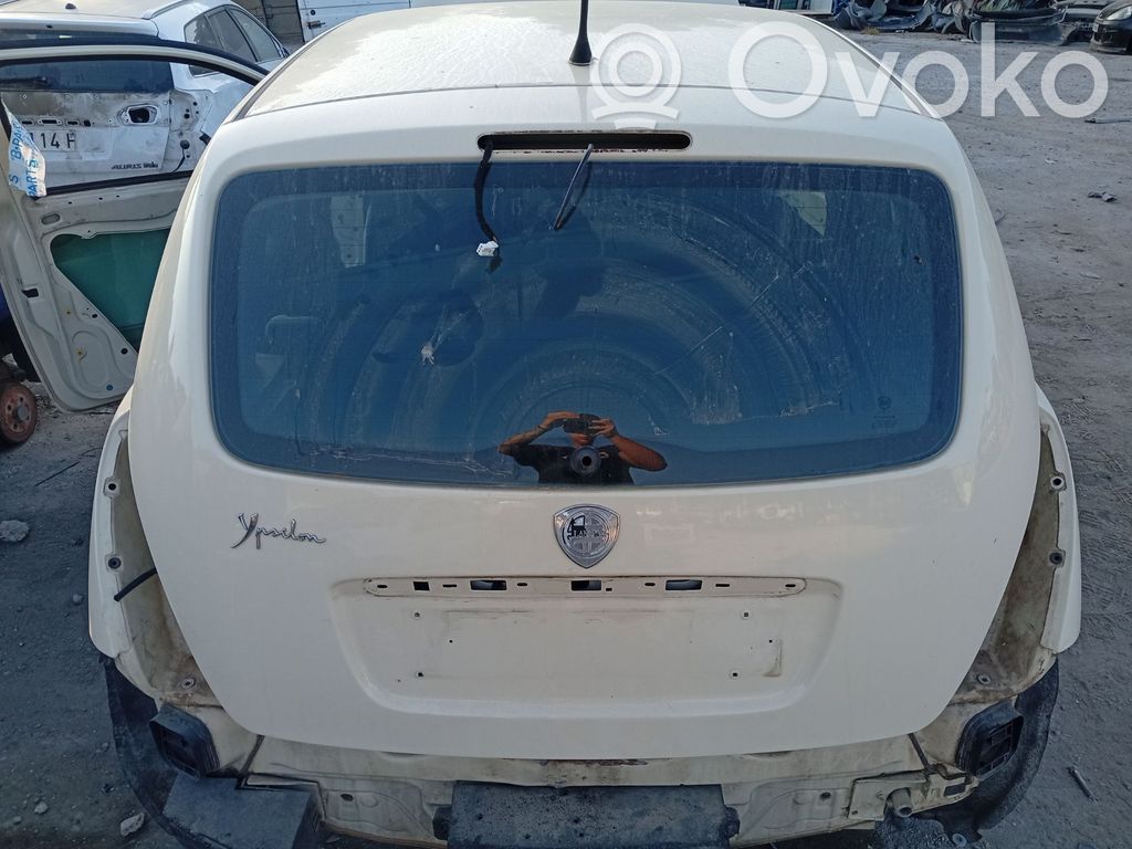 Lancia Ypsilon Tailgate/trunk/boot lid 
