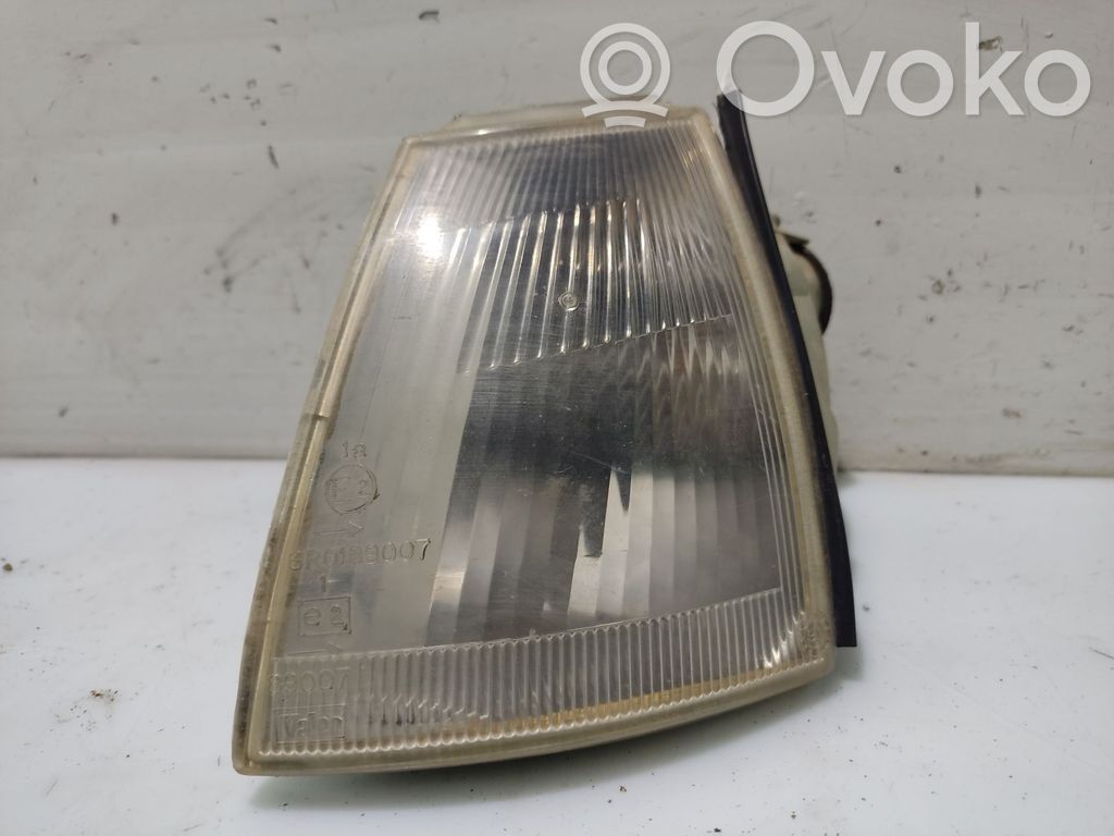 Renault Clio I Front indicator light 