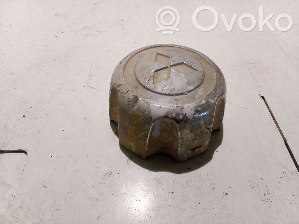 Mitsubishi Pajero Ornament central jantă R14 