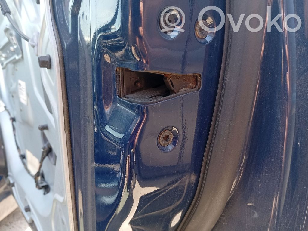 Ford Focus Priekšpusē slēdzene 