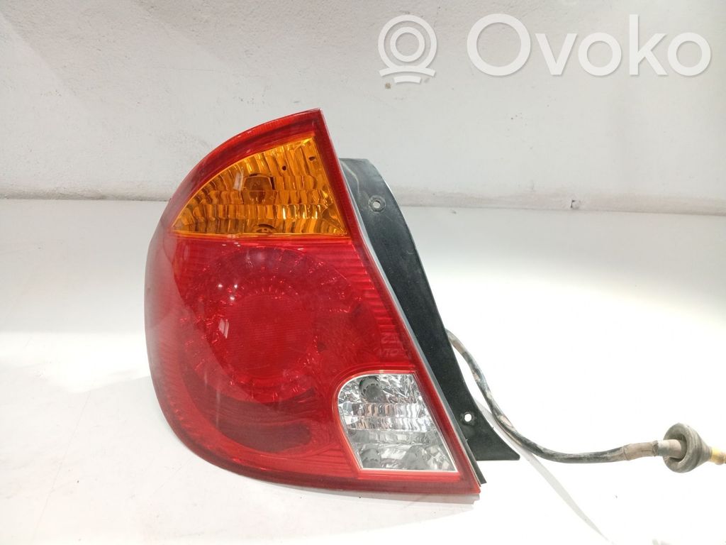 Hyundai Accent Aizmugurējais lukturis virsbūvē 
