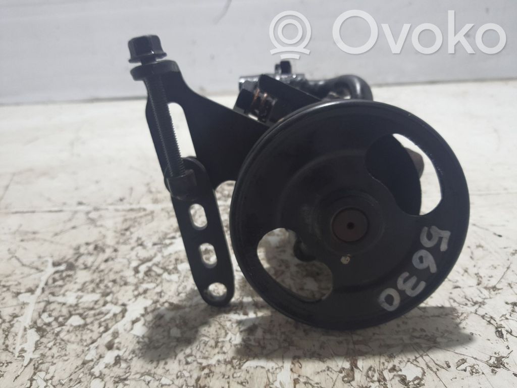 KIA Rio Ohjaustehostimen pumppu 