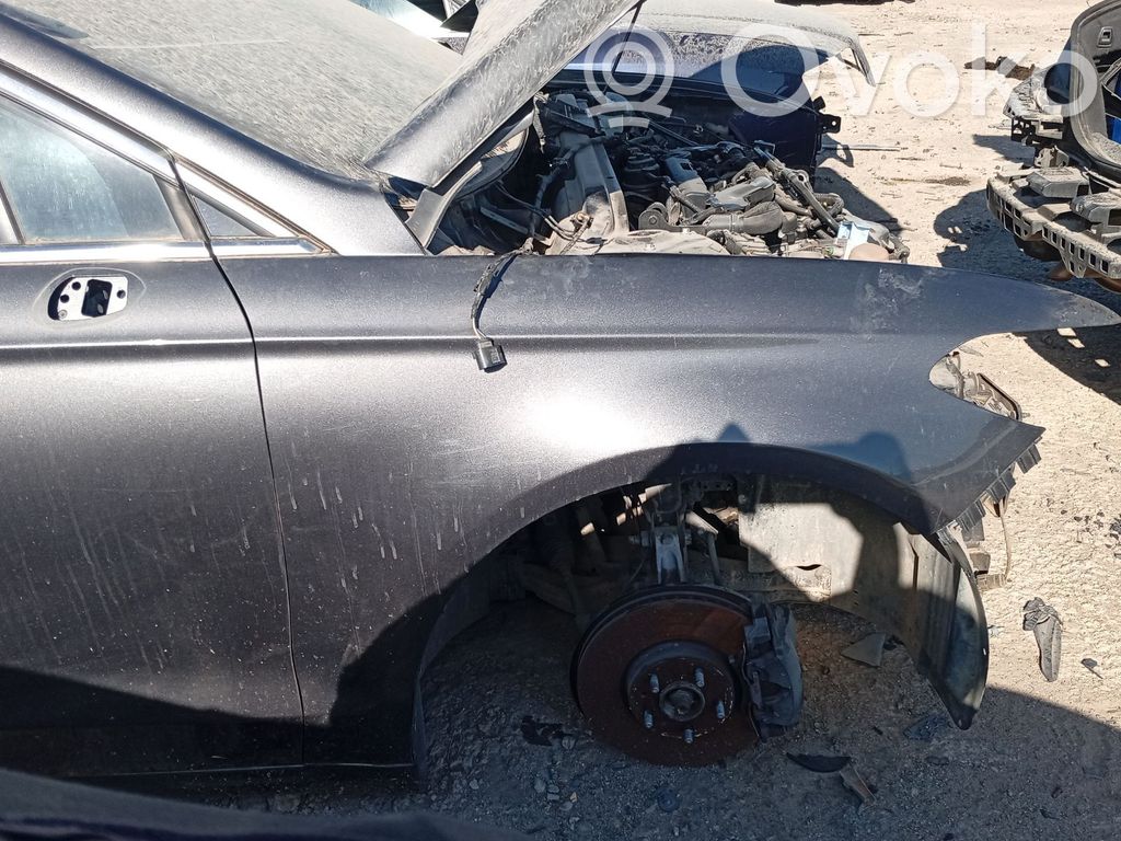 Ford Mondeo MK V Sparnas 
