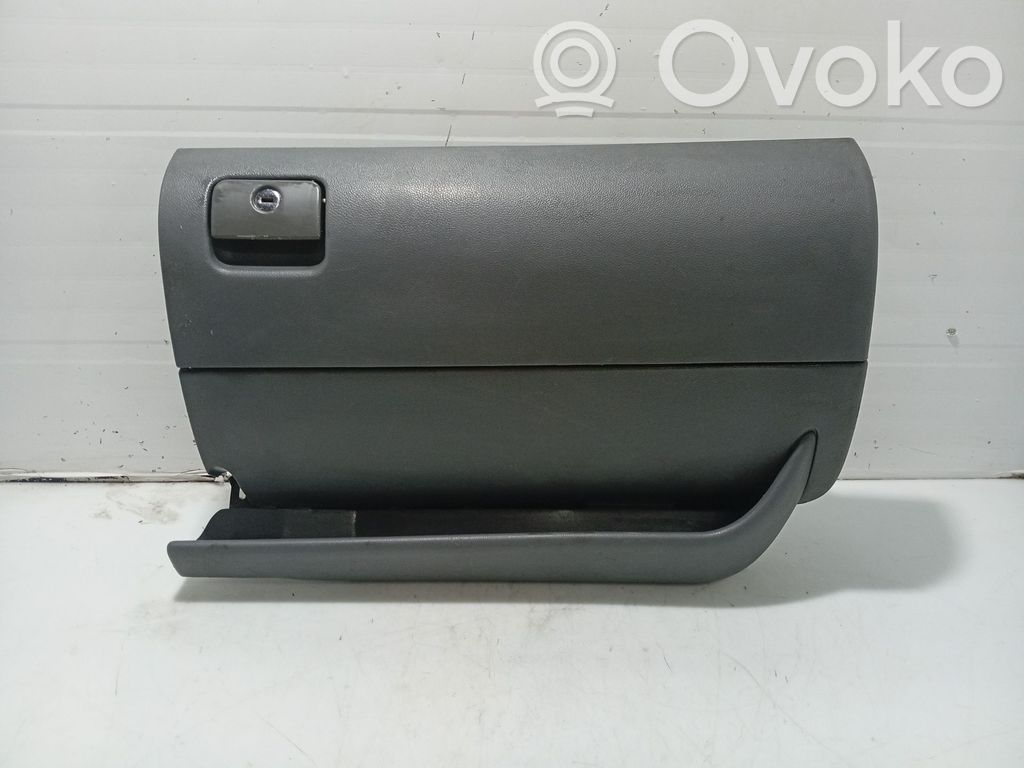 Seat Toledo II (1M) Guantera 