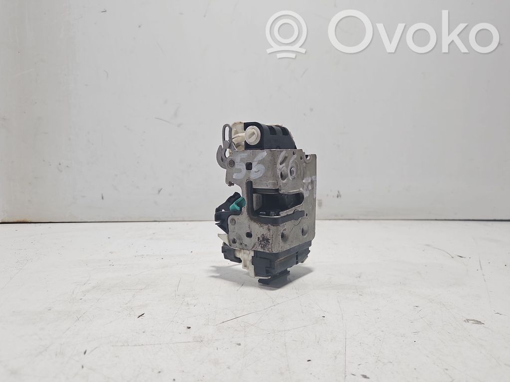 Dodge Caliber Rear door lock 