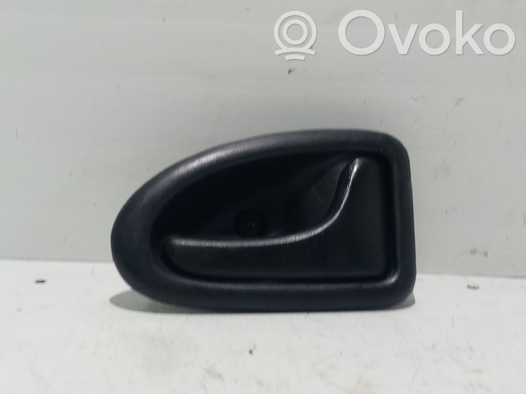 Renault Clio II Manecilla interna puerta trasera 