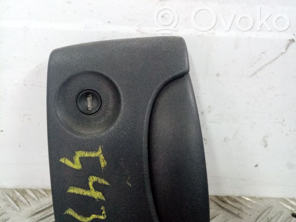 Renault Kangoo I Manecilla externa de puerta corredera 