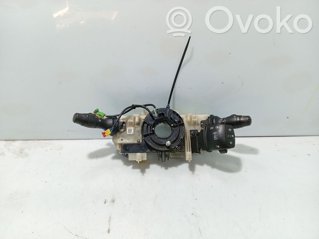 Renault Grand Modus Steering wheel buttons/switches 