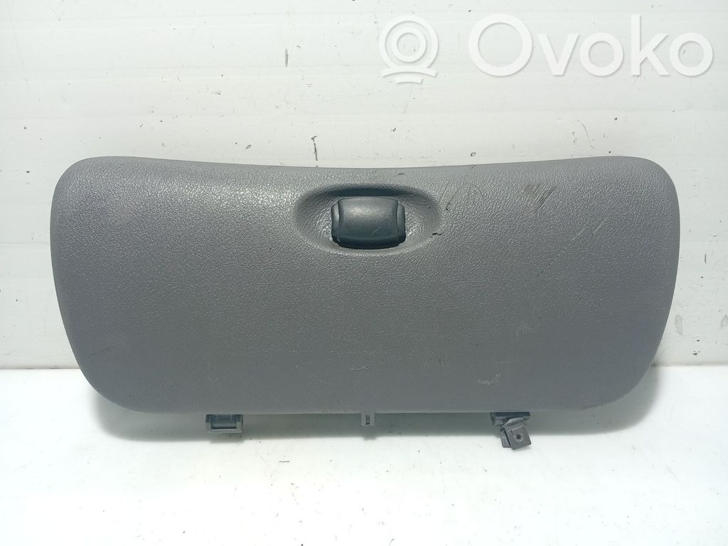Renault Megane I Glove box 