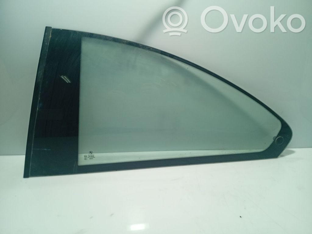 Rear side window   51368209403