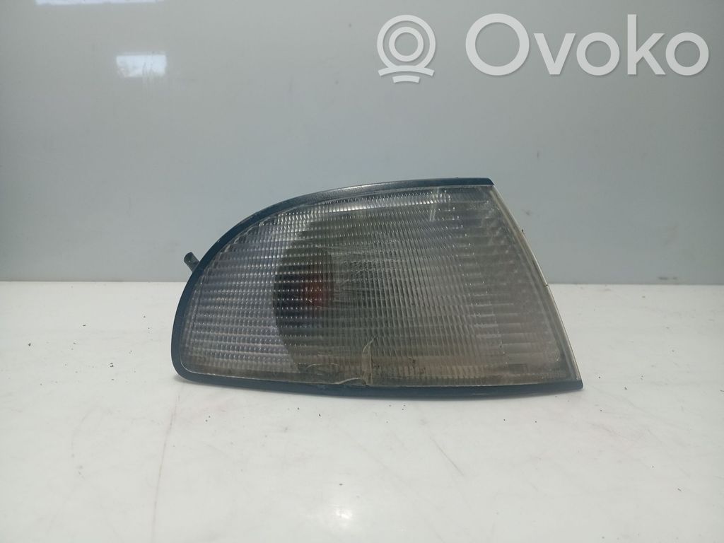 Audi A4 S4 B5 8D Frontblinker 