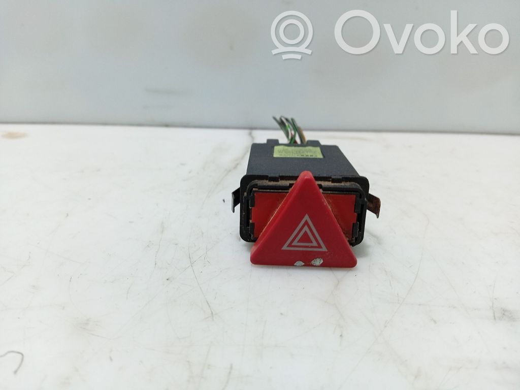Audi A3 S3 8L Comutator lumini pericol 