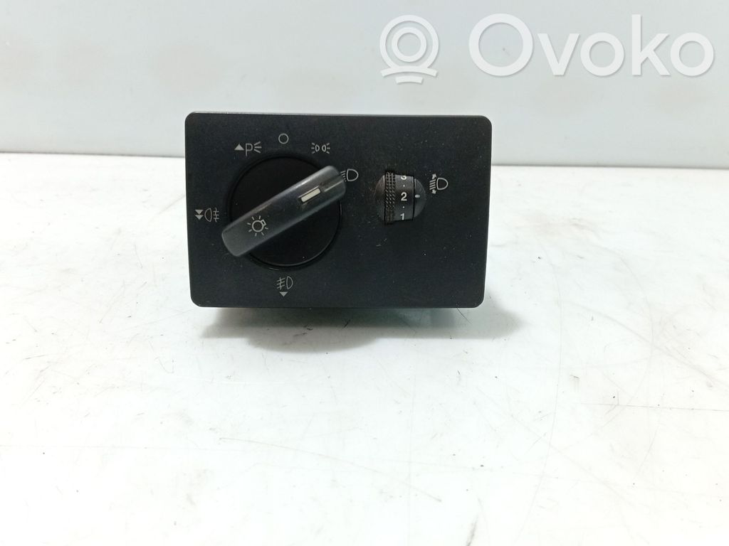 Panel lighting control switch   7M5T13A024