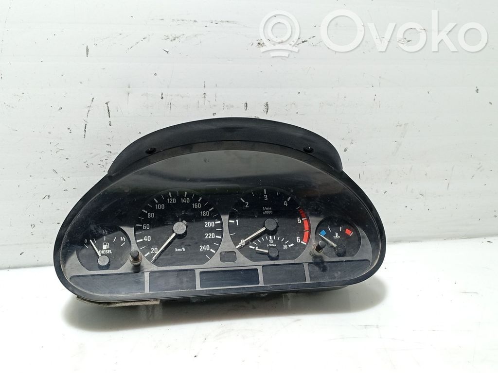 Speedometer (instrument cluster)   8380148,0263606072