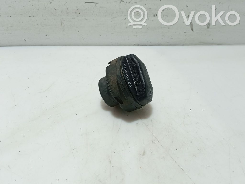 BMW 3 E36 Tappo cornice del serbatoio 