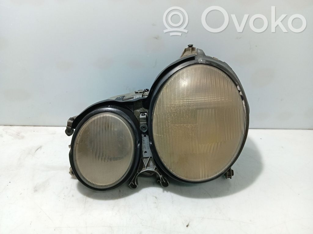 Mercedes-Benz E W210 Headlight/headlamp 