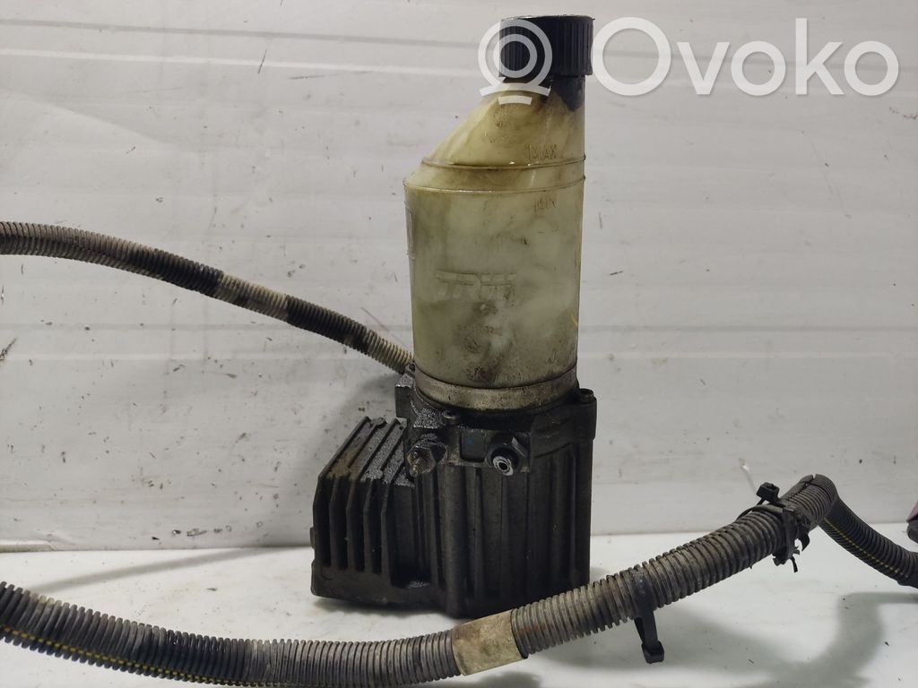 Ohjaustehostimen pumppu   5948127