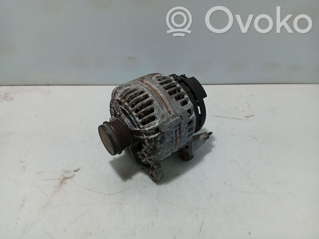Audi A4 S4 B5 8D Alternador 