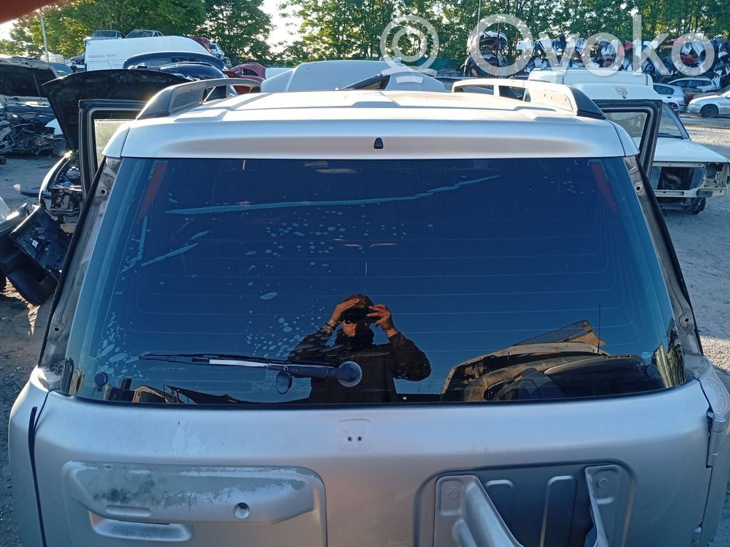 Honda CR-V Rear side window 