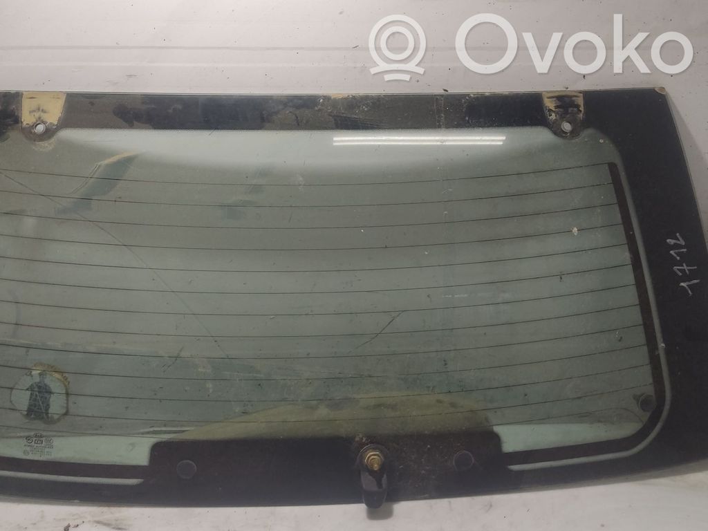 Geam lateral spate   871111F010