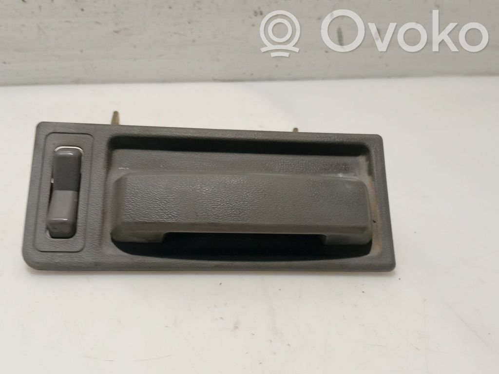 Nissan Serena Takaoven sisäkahva 