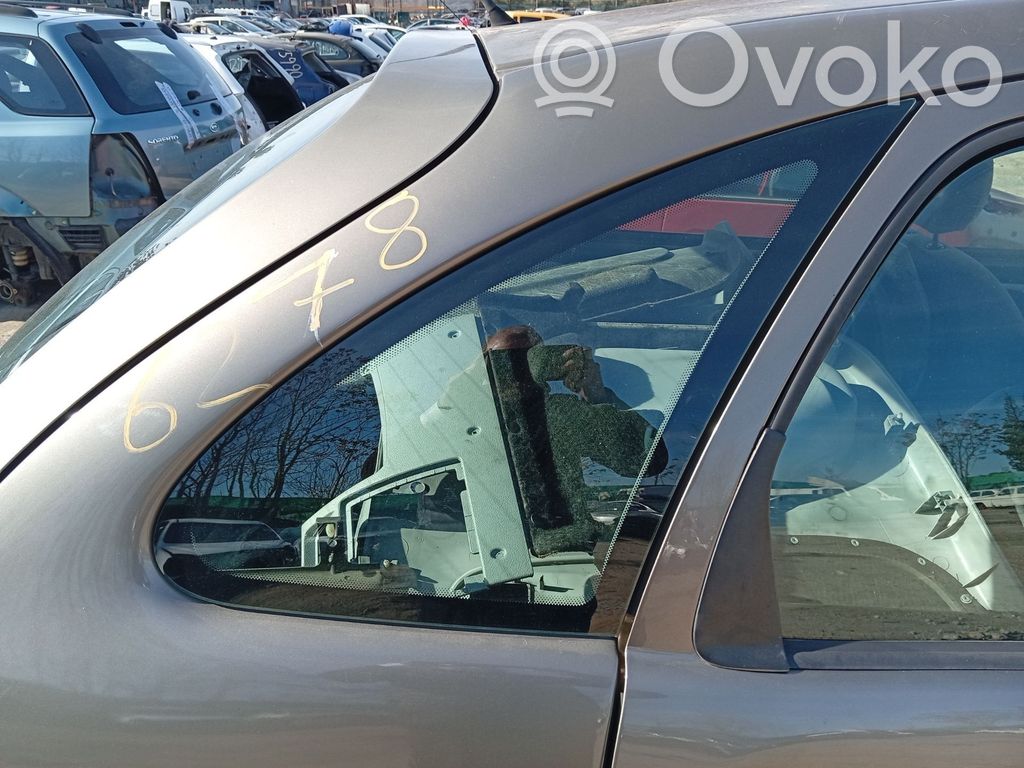 Citroen Xsara Geam lateral spate 