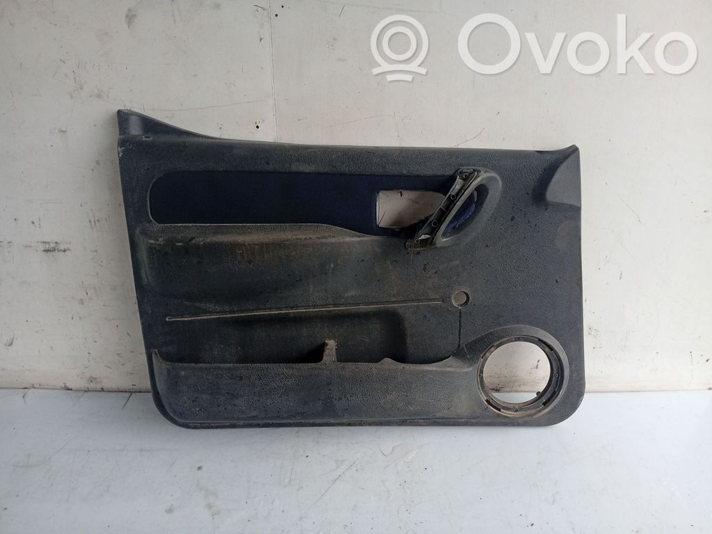 Citroen Berlingo Etuoven verhoilu 