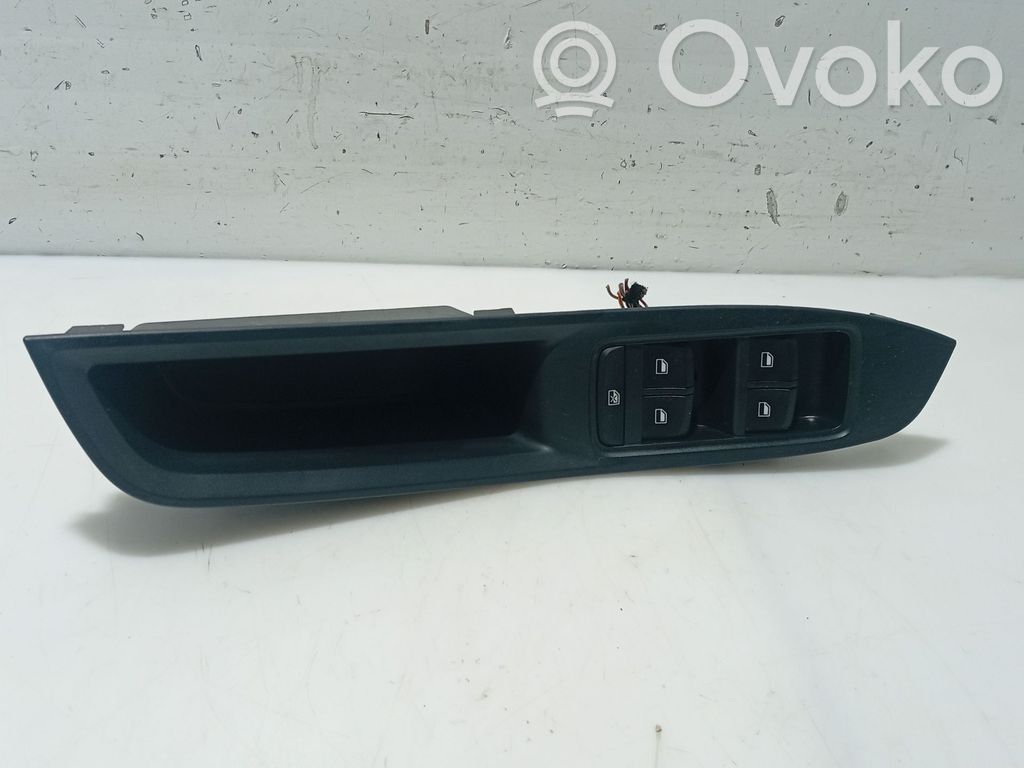 MG ZS Electric window control switch 
