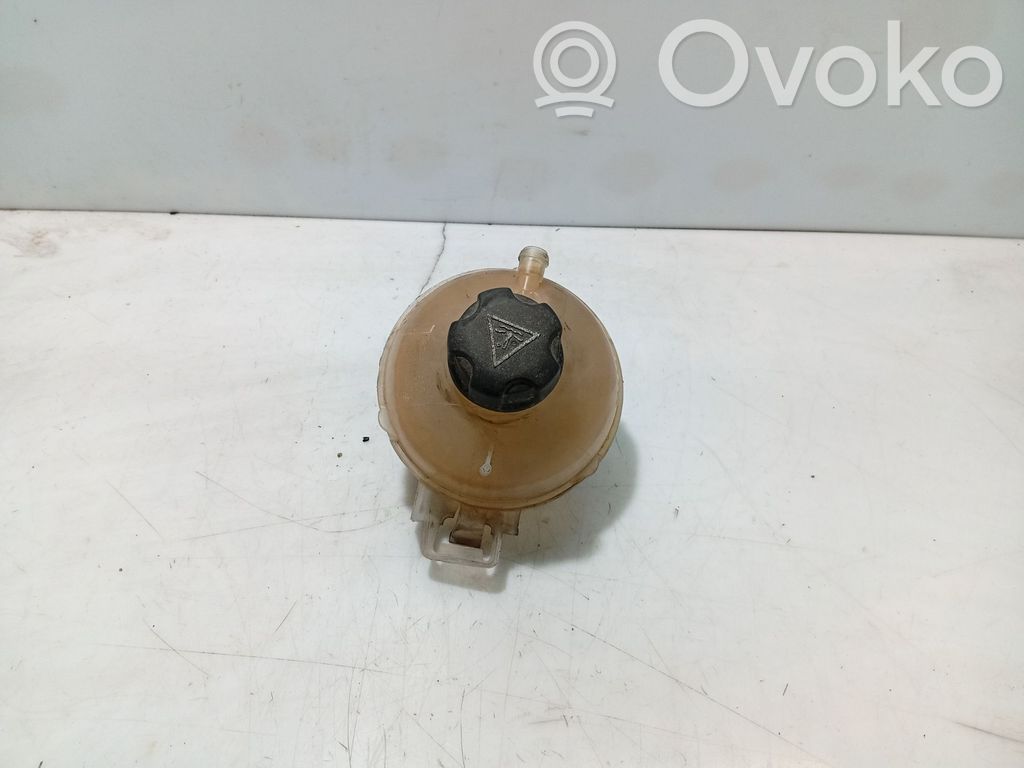 Citroen C4 Grand Picasso Vase d'expansion de carburant 