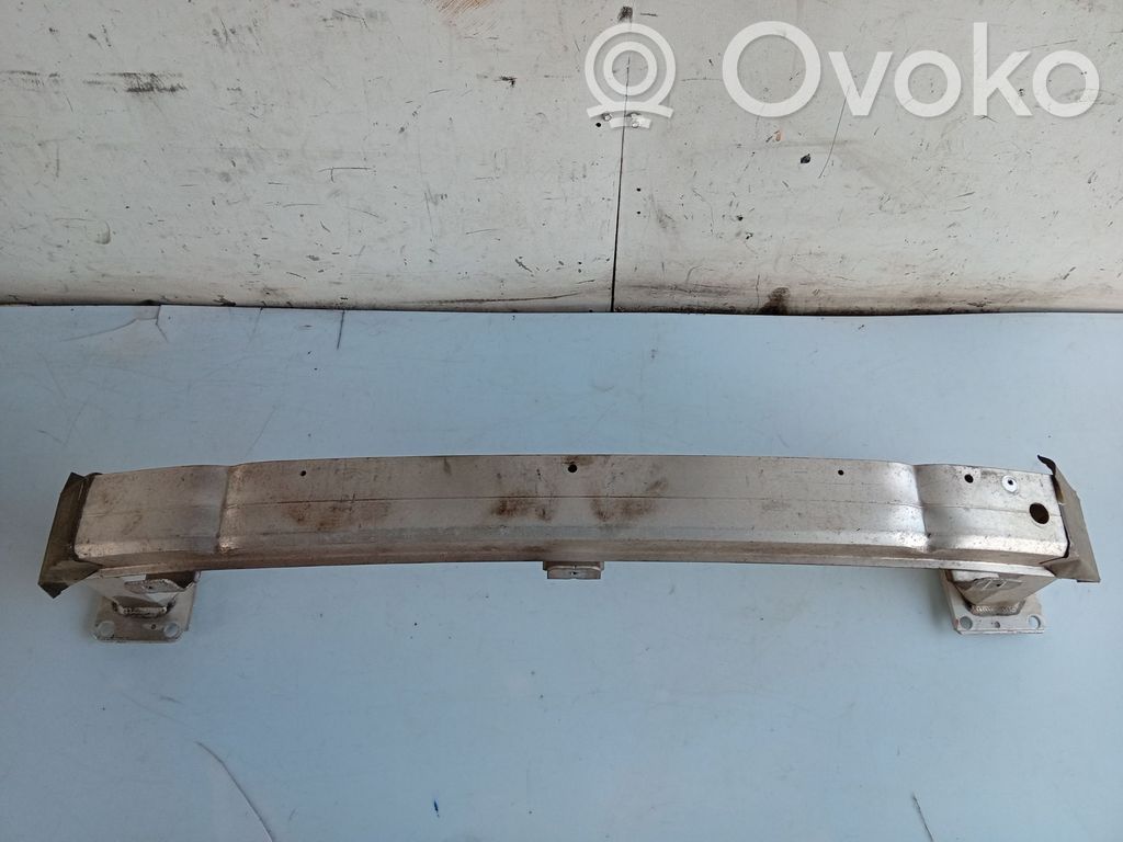 Citroen C4 Grand Picasso Etupuskurin kannake