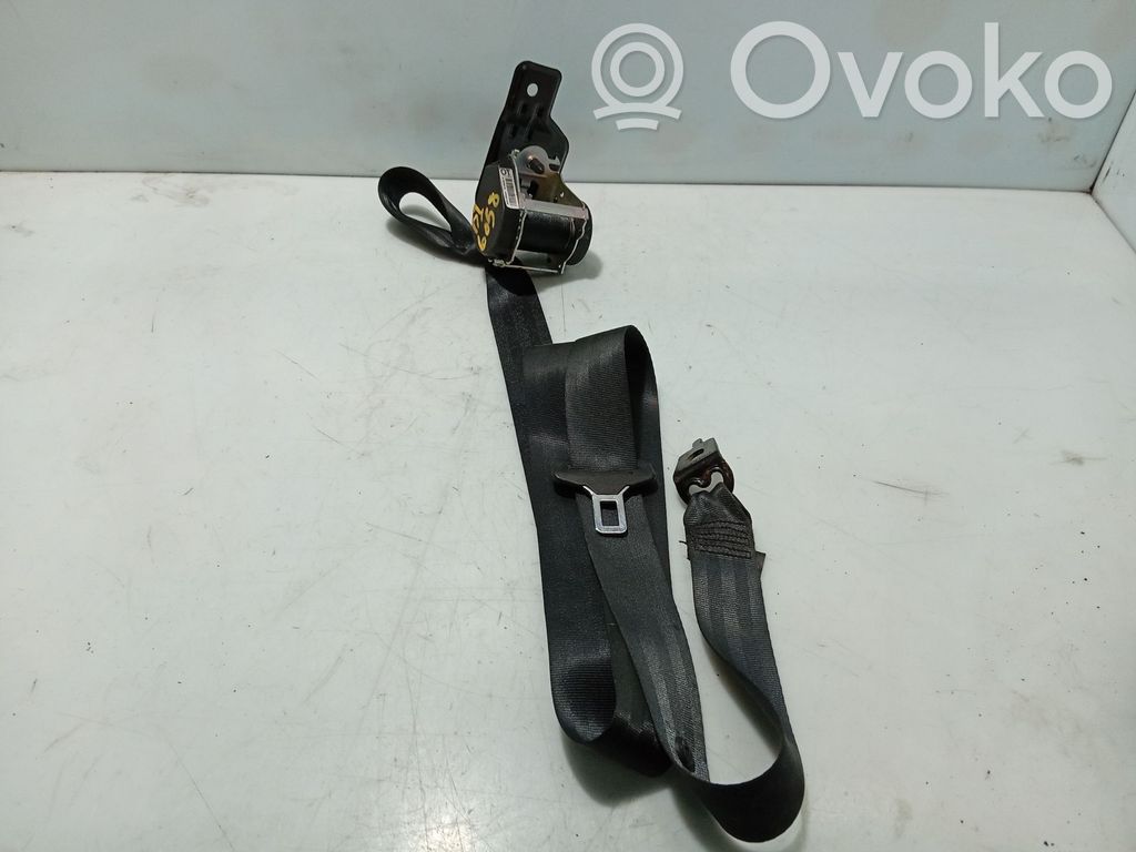 Renault Clio IV Cinturón trasero 
