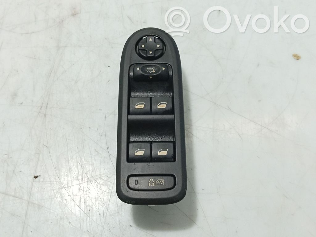 Electric window control switch   96660258XT,30170348,649028